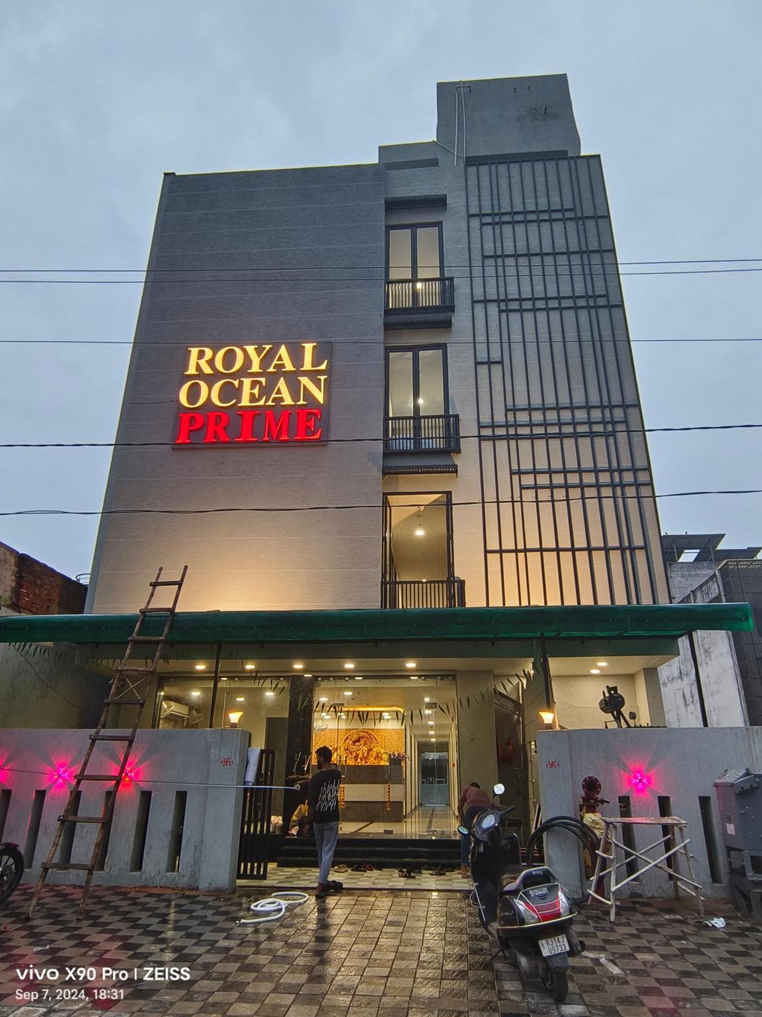 Royal Ocean Prime Hotel Jaipur Exterior photo